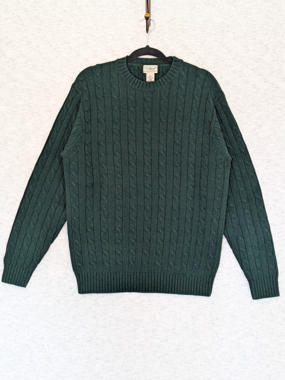 L.L. Bean  Forest Green Cable Crewneck Lambswool Blend Sweater Sz M